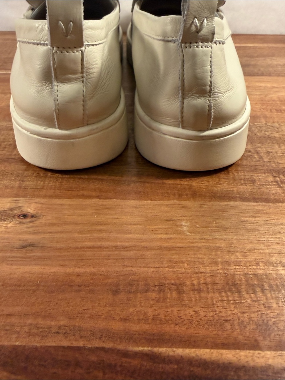 Vionic Uptown Leather Loafers Cream Size 10 - Picture 5 of 11